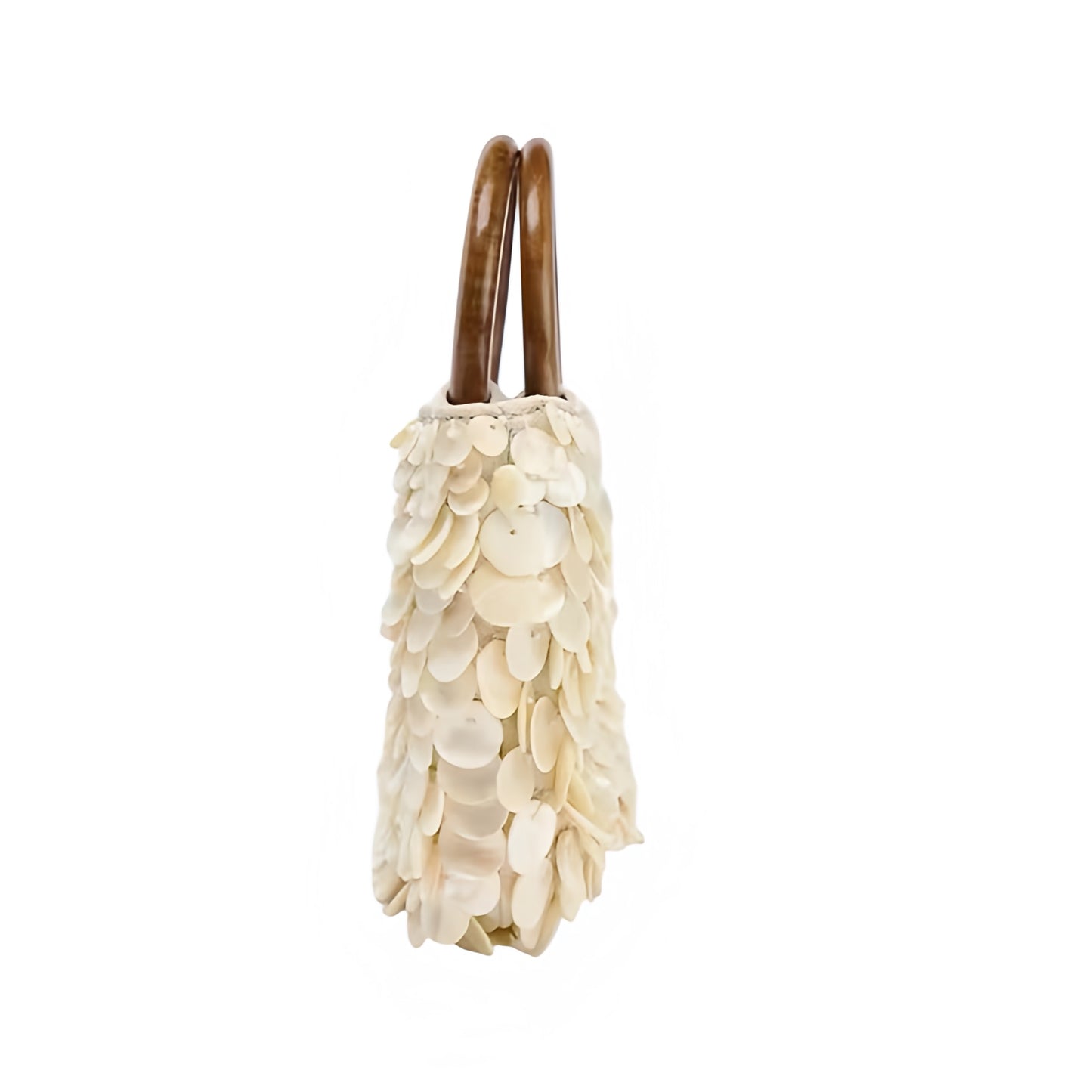 Ivory white seashell embellished beaded clutch purse, cream white beige metallic shiny shell handbag with wood handle, handmade crochet embroidered boho chic diagonal half moon tote crossbody bag, elegant trendy women’s purse perfect for Ibiza style, beach club, resort wear, euro summer coastal vacation fashion 2025, bohemian chic party style accessory shipped internationally to USA, Canada, UK, Australia, France, Germany, Spain, Italy, Denmark, Asia.