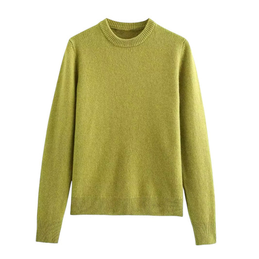 Olive green knit woolen long-sleeve pullover sweater for women and teens, soft chunky knit jumper with fuzzy cozy warm thick texture, oversized elegant trendy chic preppy knitwear for fall autumn winter 2025. Aritzia dupe and Zara-inspired feminine fashion sweater with global worldwide shipping to US, UK, Canada, Europe, Australia, Asia from Dazey Hill.