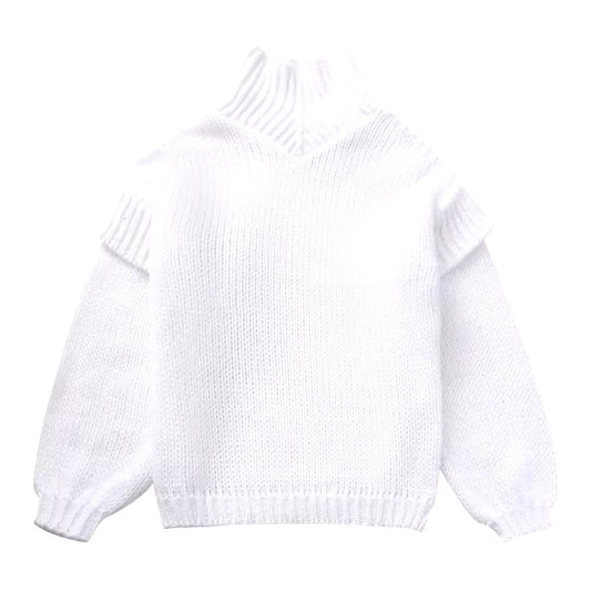 White Chunky Knit Oversized Balloon Sleeve Turtleneck Pullover Sweater for women and teens. Thick, soft, cozy, and warm ribbed knitwear with high neck, cuffed sleeves, and relaxed oversized fit. Elegant and trendy knit jumper perfect for fall, winter, and holiday outfits. Stylish Scandinavian, clean girl, and old money aesthetic sweater. Ships globally and worldwide to the US, UK, Australia, New Zealand, Canada, Europe, Asia, and more.
